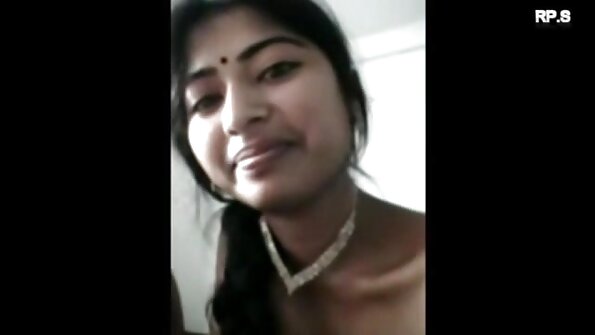 ஆணுறையை கழற்றி எனக்குள் படகோட்டி